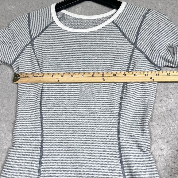 Lululemon Shirt Womens Size 4 Gray Striped Long Sleeve Thumbholes Reversible - Picture 5 of 15